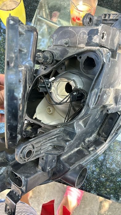 Vand far stanga Seat Ibitza 2009_2013 arata foarte bine si nu are prin