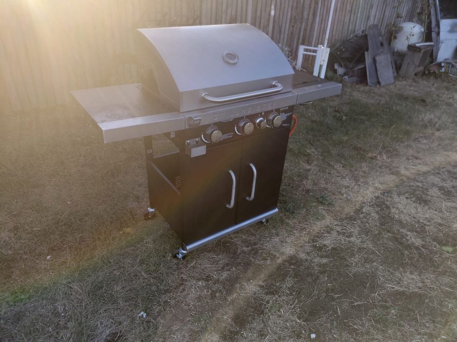 Gratar pe gaz grillmeister NOU