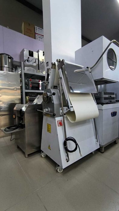 Тестораскаточная машина Раскатка Тестораскатка