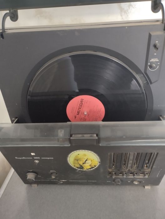 Проигрыватель Корвет.