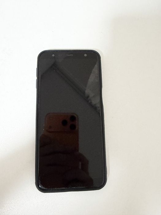 Samsung J6 plus среднее состояние