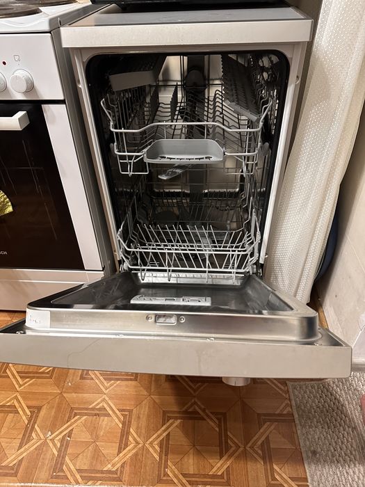 Продам посудомойку BOSCH