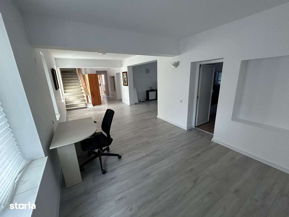 Vand casa si teren