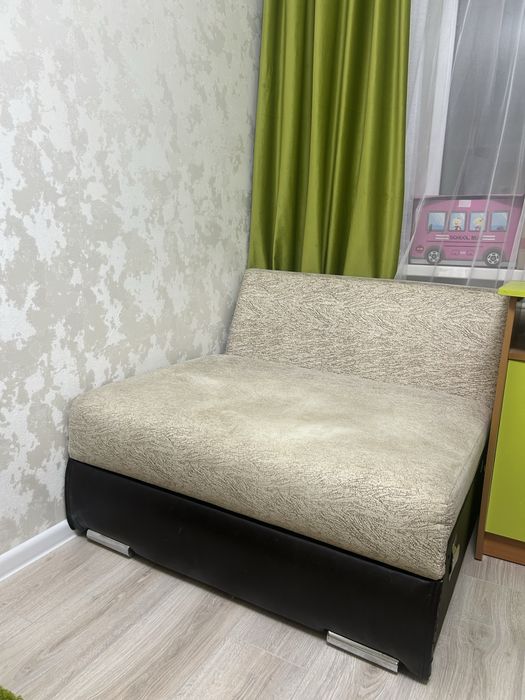 Отдам даром мини диван