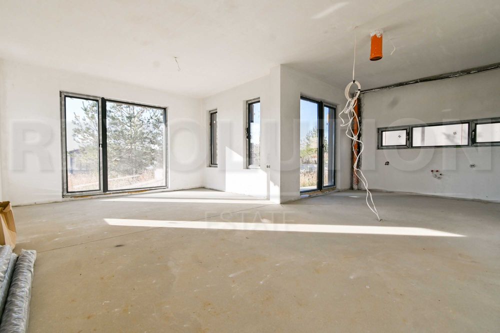 Продава се Къща в с. Рударци, Област Перник - 1079 кв.м за 472 €/кв.м - Снимка #3