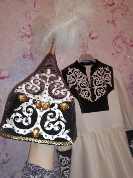 Қазақша көйлек сатылады