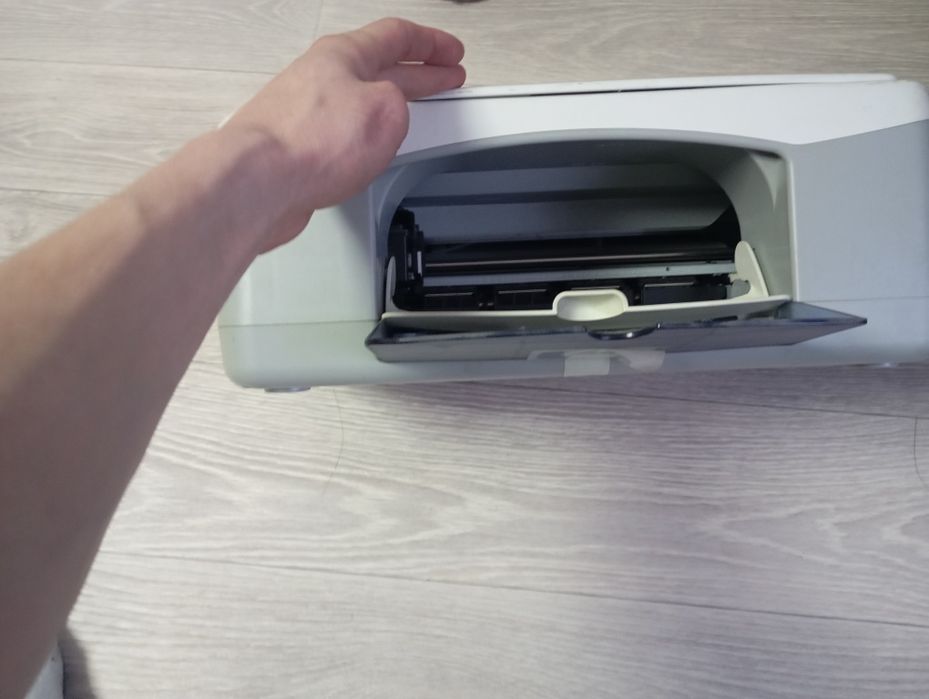 Продам принтер почти новый