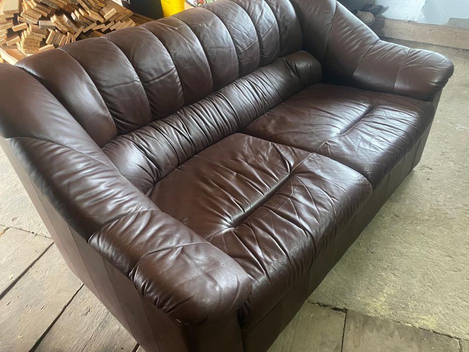 Canapea maro din piele naturala stare foarte buna