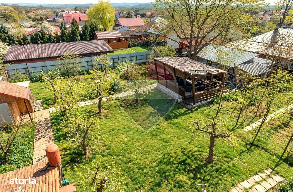 Vilă cu 3 camere de vânzare Săucești