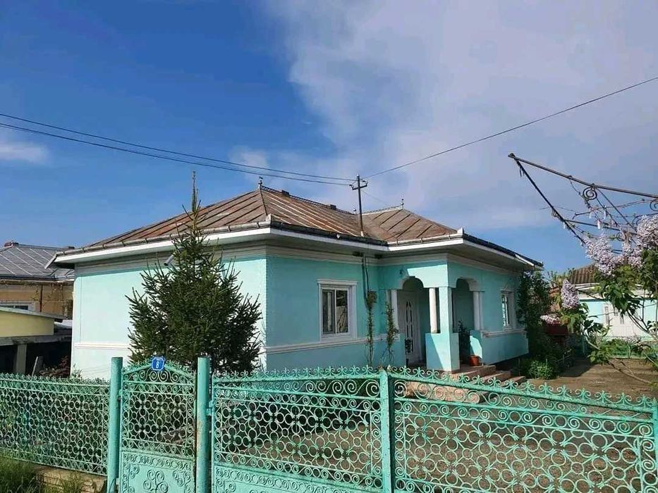 Reparații acoperișuri firmă de acoperișuri hidroizolații construcții