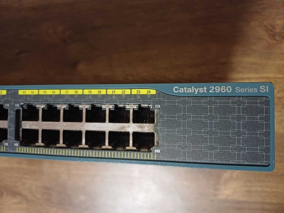 Cisco Catalyst 2960 WS-C2960-24-S