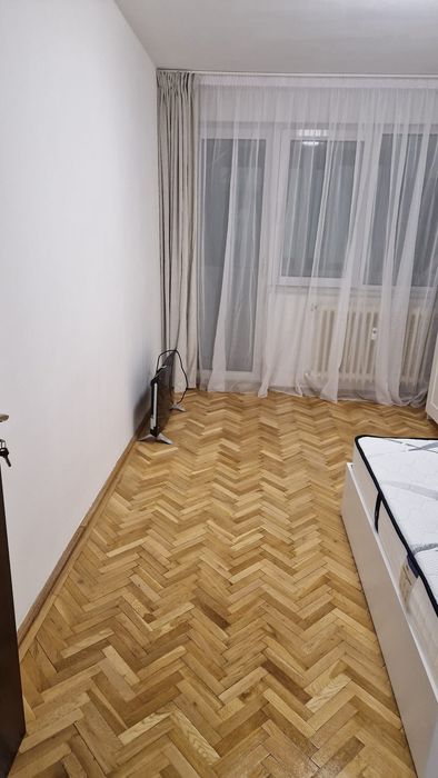 Inchiriez ap. 3 camere Dr.Taberei