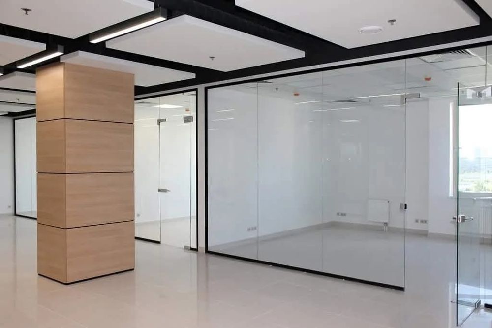 Стеклянный Джамбо формат перегородки