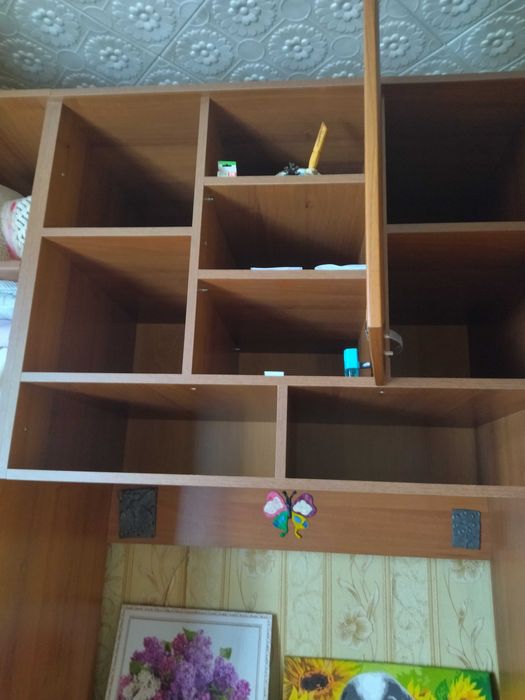 Продам    стенку