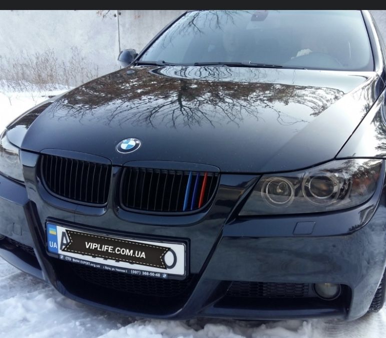 Пленка на автомобильные фары. Защитная, тонировка