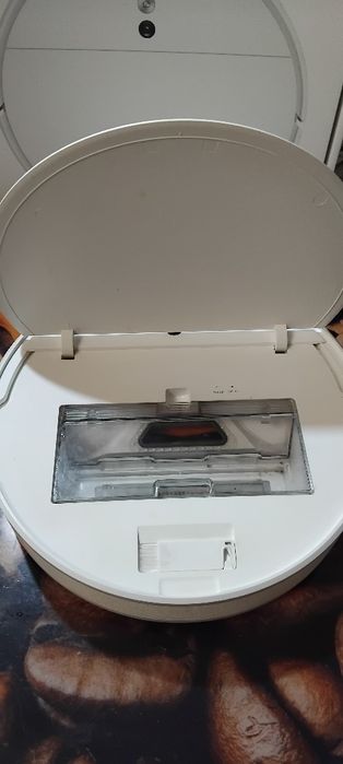 Продам робот пылесос