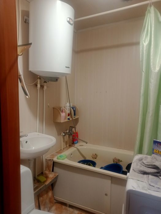 Срочно Продам 2 комн. квартиру