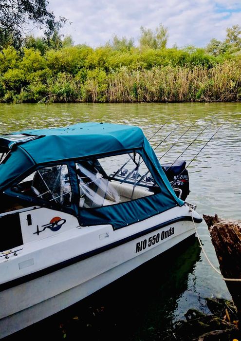 Barcă Rio Onda 550 cu peridoc