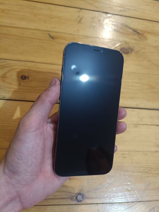Продам iPhone 12 Pro Max