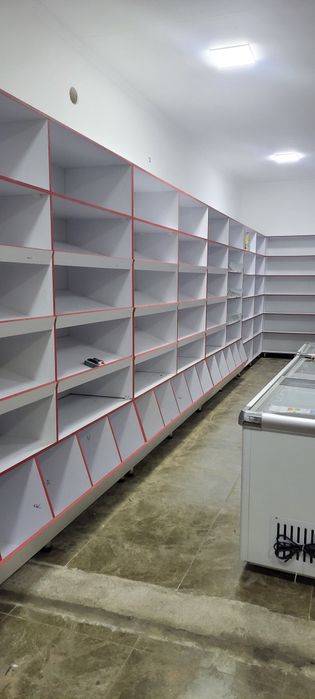 Витрина стеллаж полка магазин аптека