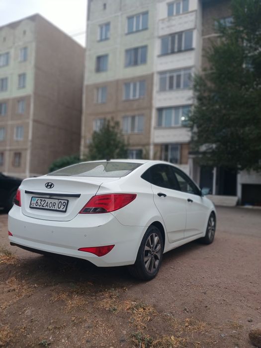 Hyundai accent 2015г