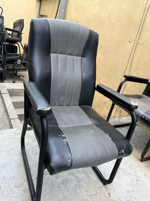 Ofis va kompyuter xona uchun stul