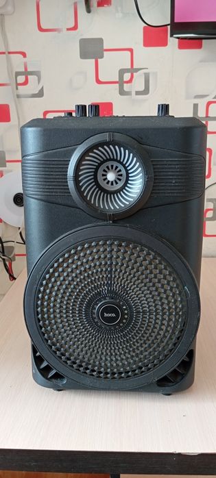 Продам портативную колонку