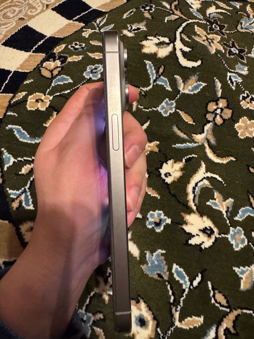 IPhone 15 pro max 512