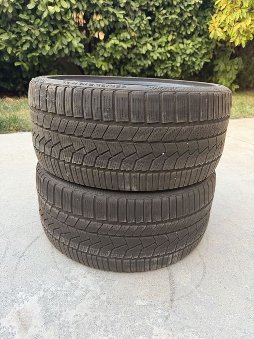 255 35 19 Continental Winter TS 860. DOT 1825