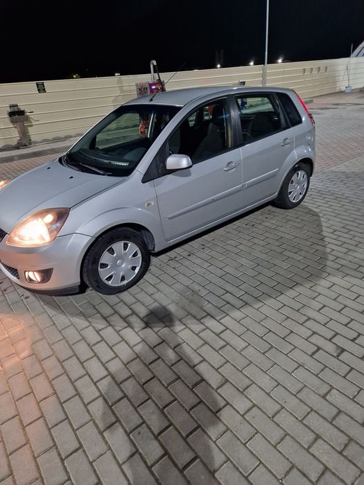 FORD Fiesta 2007 — imagine 2