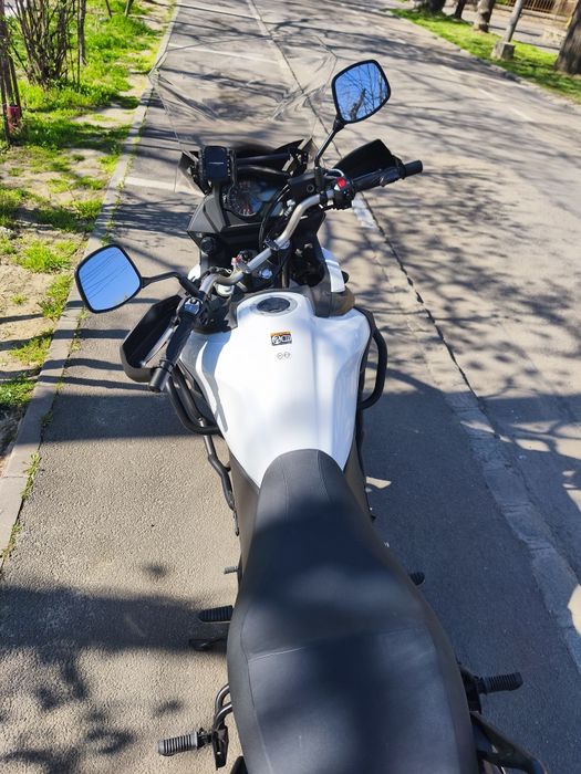 Suzuki V-strom DL 650 2023