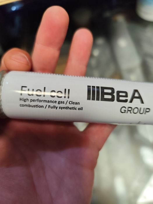 Флакон газ за пистолет такер за пирони за дърво