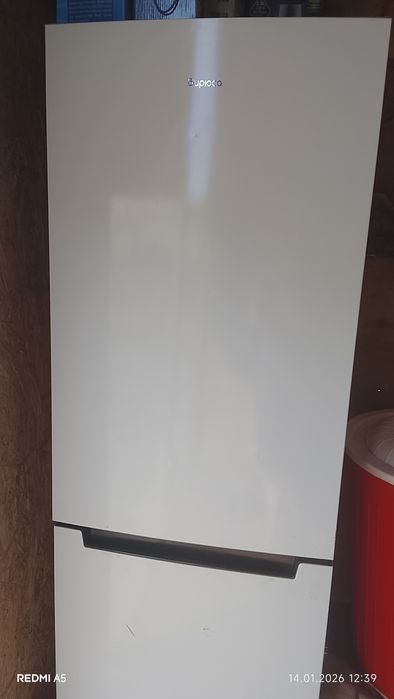 Холодилник бирюса