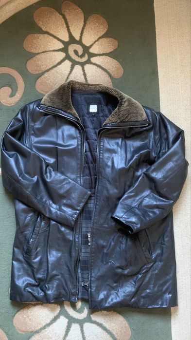 Продам кожанную куртку