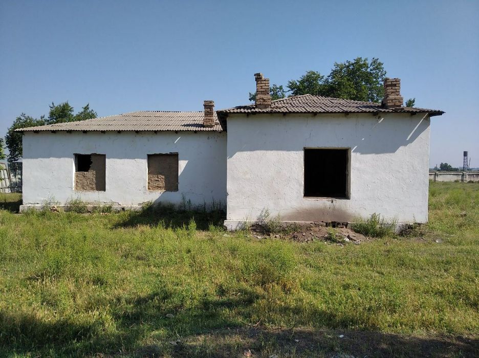 Срочно участка сотилади 38 сотих