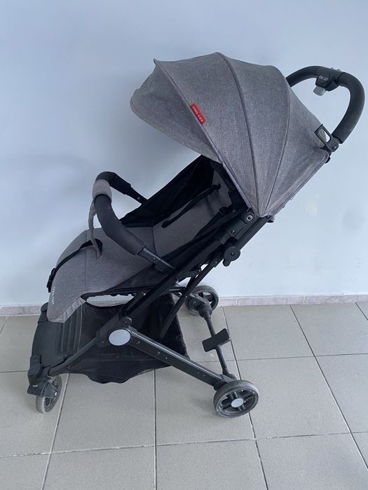 Коляска детская прогулочная