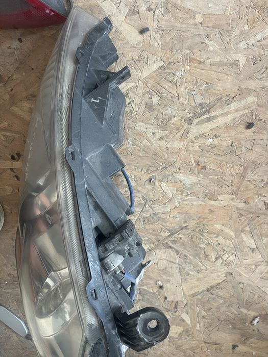 Ляв ксенонов фар за Nissan Murano