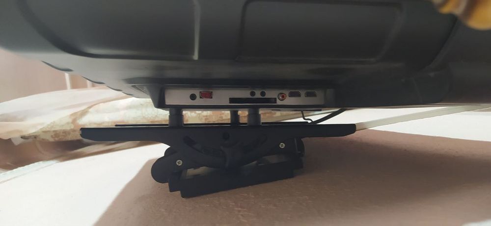 Samsung 32 televizor srochniy sotiladi.