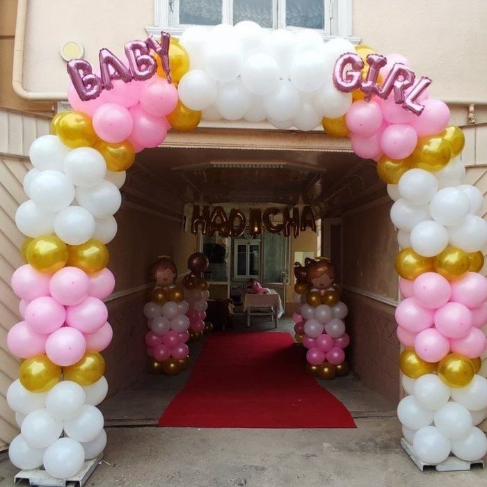 Оформление шарами выход из роддома