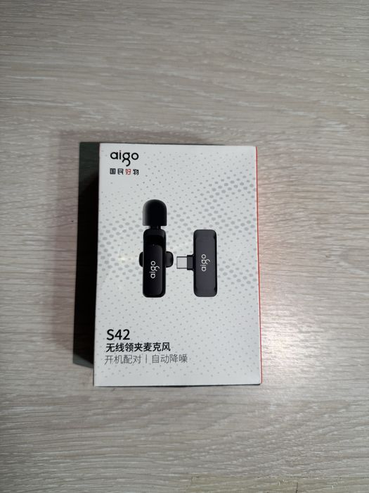 Петличный микрофон