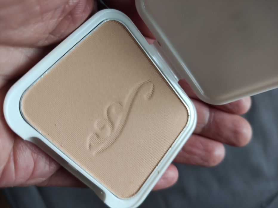 Японска козметика - пудра за лице Sinary