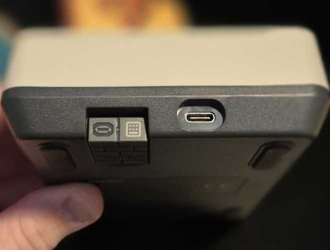 Keypad mecanic 8BitDo Retro 18 ca nou