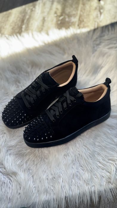 Louboitin  spikes 43