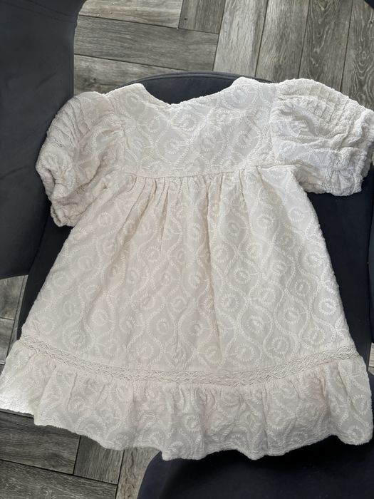 Rochite 92 Zara, ca noi