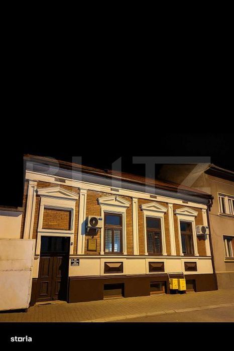 Proprietate de vanzare, cu 13 camere, 200 mp, zona ultracentrala!