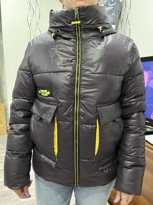 Продам куртку недорого