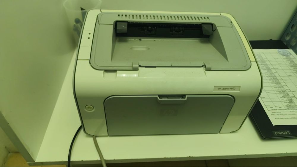 Продам принтер HP LaserJet P1102