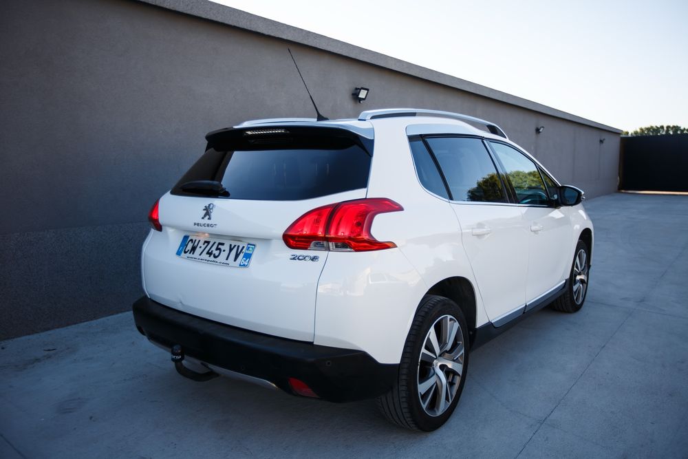 Peugeot 2008  1.6 allure