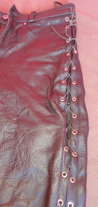 Кожено рокерско яке и панталони