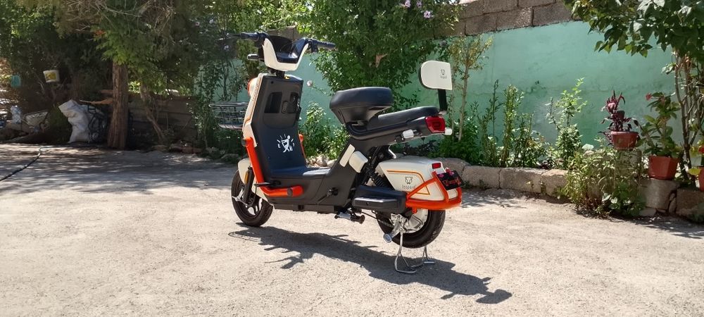 Электрический мопед танк